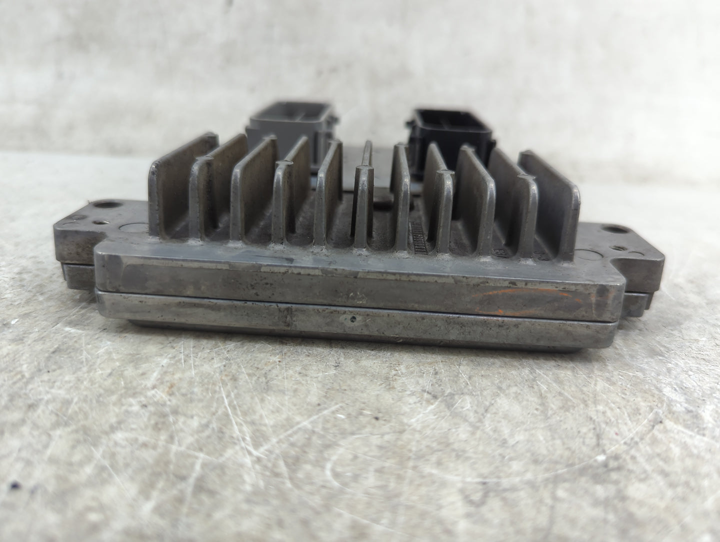 2010-2011 Chevrolet Impala PCM Engine Control Computer ECU ECM PCU OEM P/N:12611549 12597125 Fits OEM Used Auto Parts - Oemu