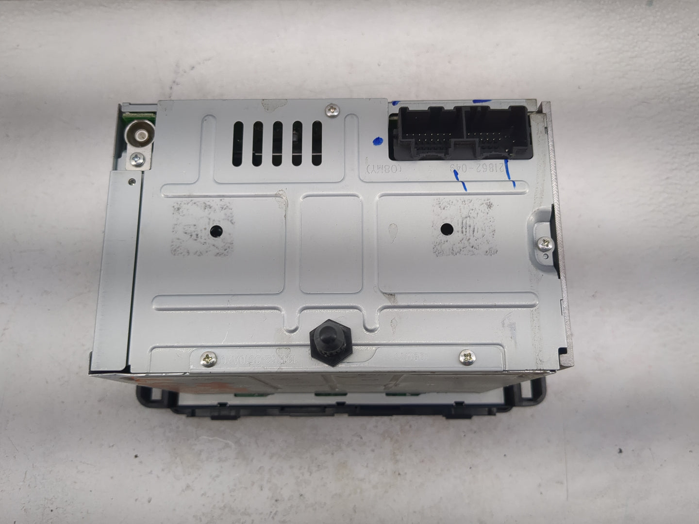 2009-2016 Chevrolet Impala Radio AM FM Cd Player Receiver Replacement P/N:20756283 123000-2920A101 Fits OEM Used Auto Parts 