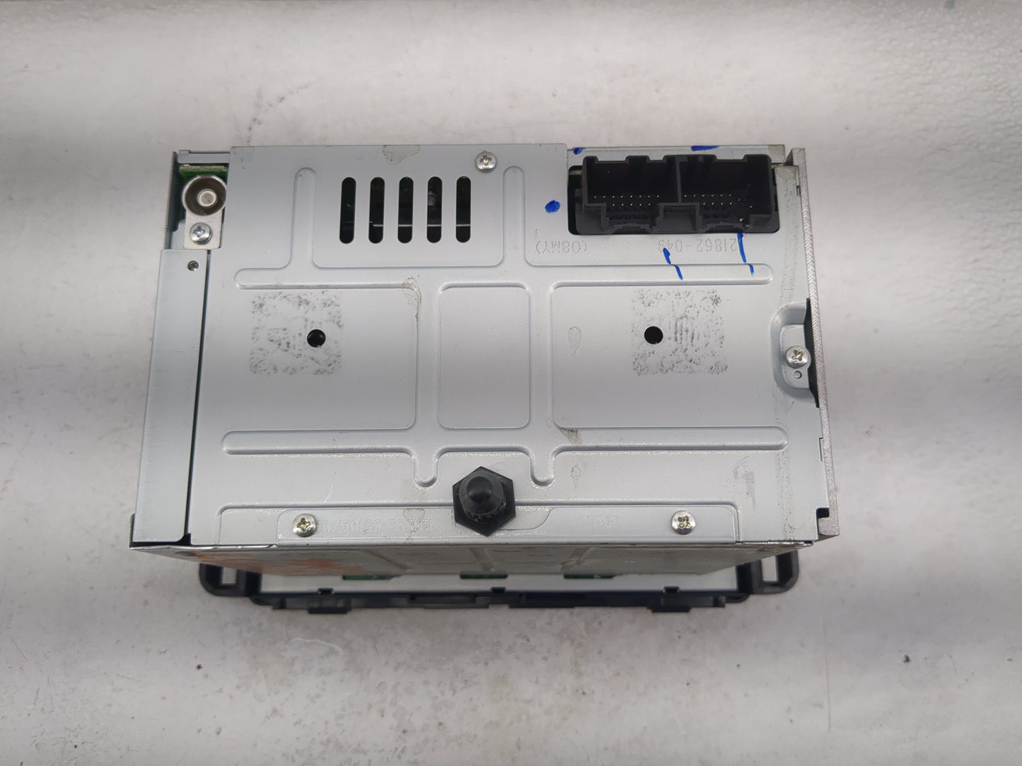 2009-2016 Chevrolet Impala Radio AM FM Cd Player Receiver Replacement P/N:20756283 123000-2920A101 Fits OEM Used Auto Parts 