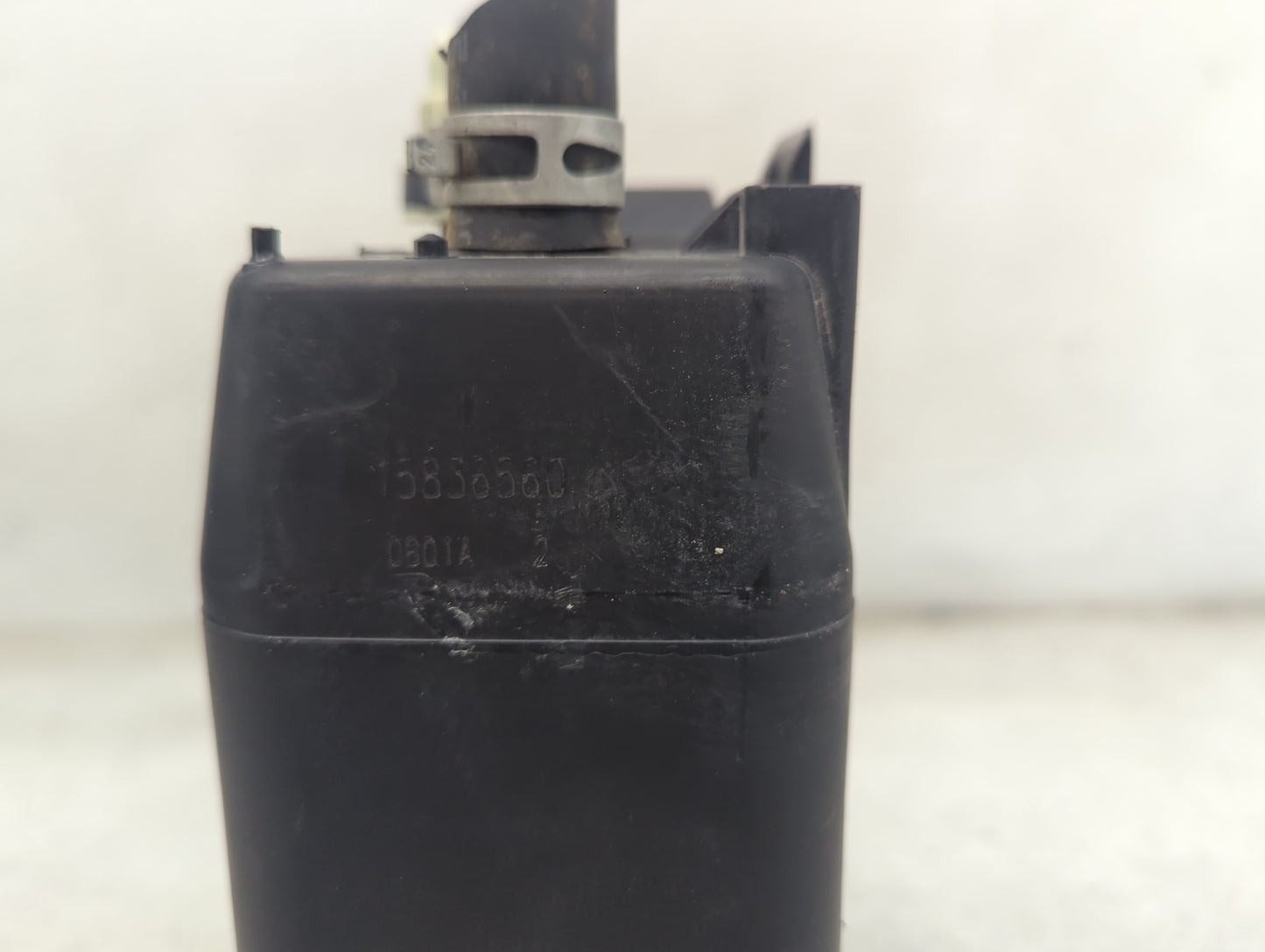 2011 Chevrolet Impala Fuel Vapor Charcoal Canister 1479464 - Oemusedautoparts1.com