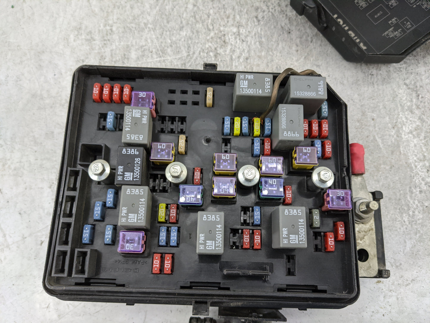 2008-2011 Chevrolet Impala Fusebox Fuse Box Panel Relay Module P/N:13729154-01 13500114, 13500126 Fits Fits 2008 2009 2010 2