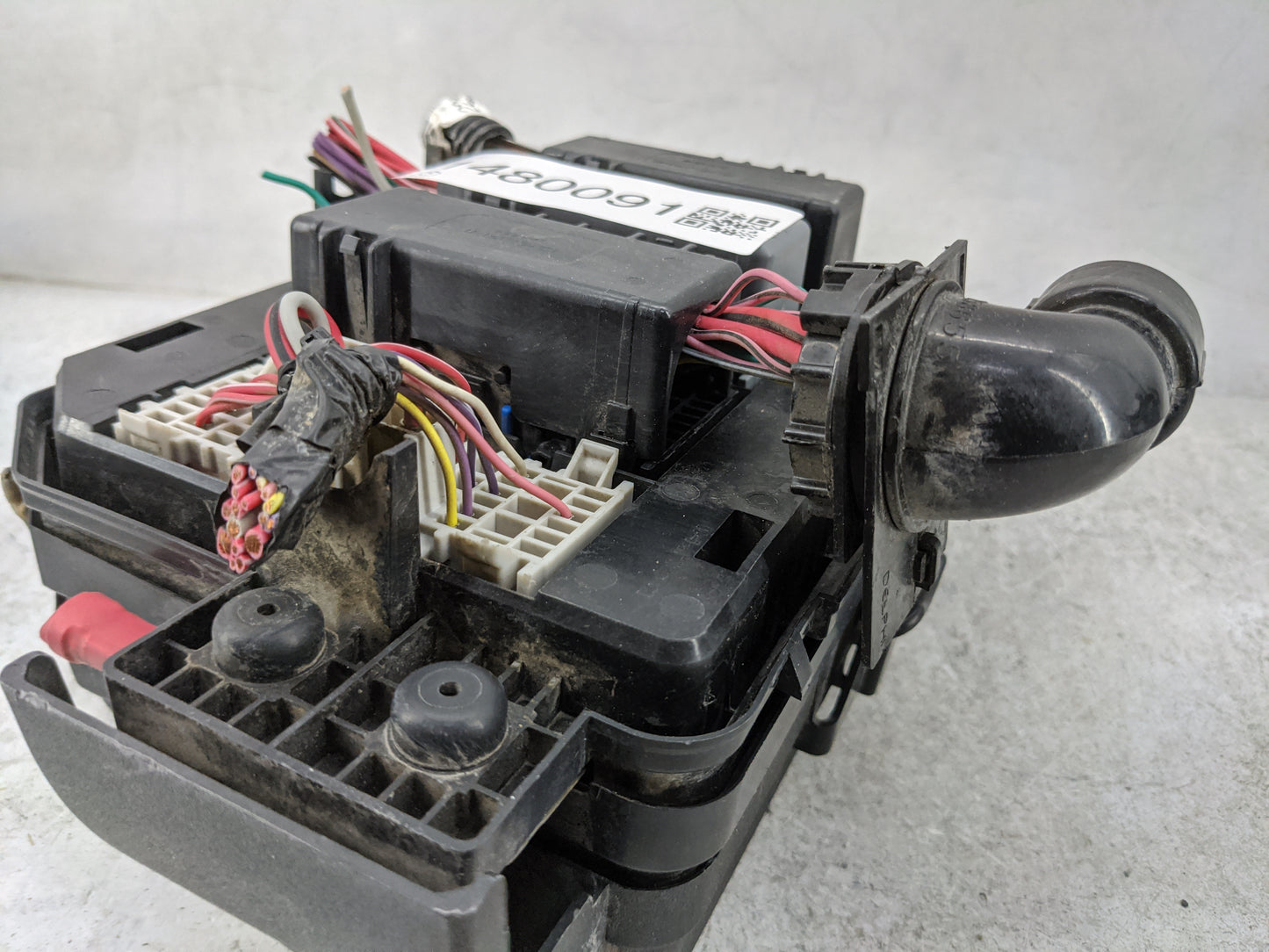 2008-2011 Chevrolet Impala Fusebox Fuse Box Panel Relay Module P/N:13729154-01 13500114, 13500126 Fits Fits 2008 2009 2010 2