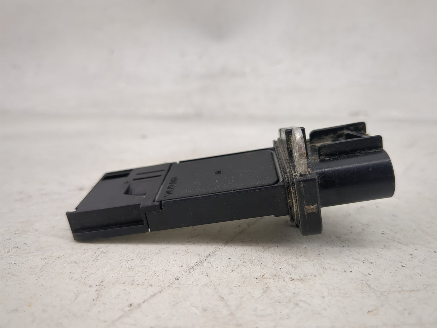 2009-2016 Chevrolet Impala Mass Air Flow Meter Maf 1487533 - Oemusedautoparts1.com