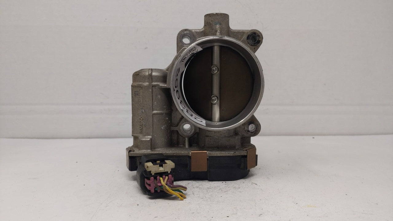 2006-2011 Chevrolet Impala Throttle Body P/N:RME72 12577029, 12609500 Fits Fits 2006 2007 2008 2009 2010 2011 OEM Used Auto 