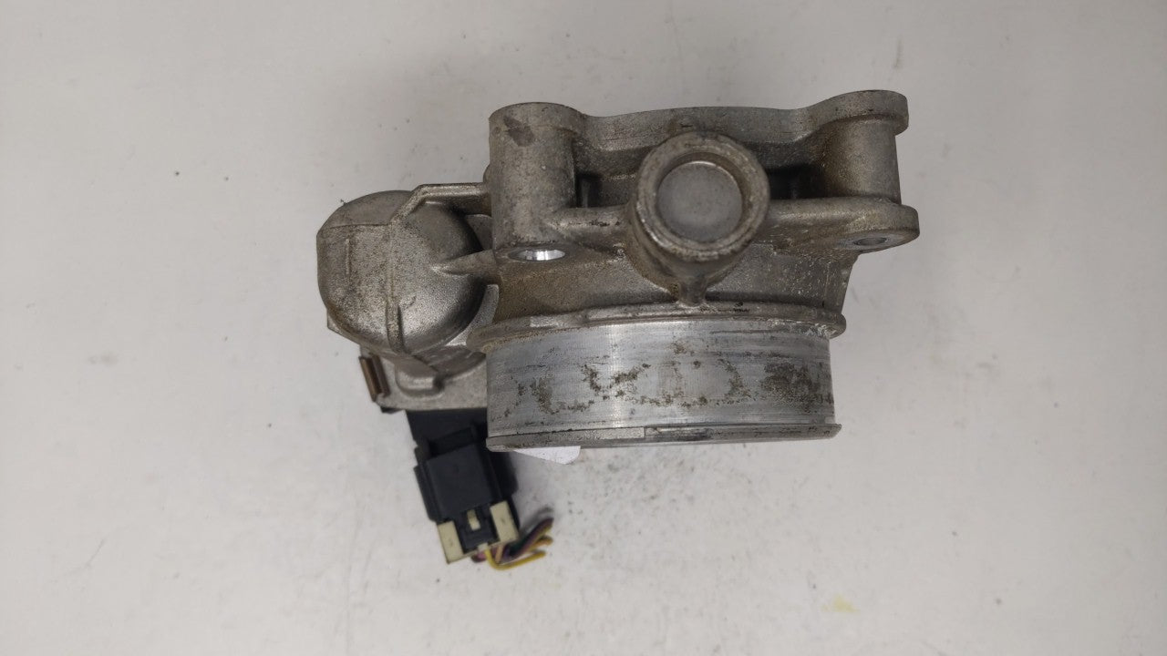 2006-2011 Chevrolet Impala Throttle Body P/N:RME72 12577029, 12609500 Fits Fits 2006 2007 2008 2009 2010 2011 OEM Used Auto 