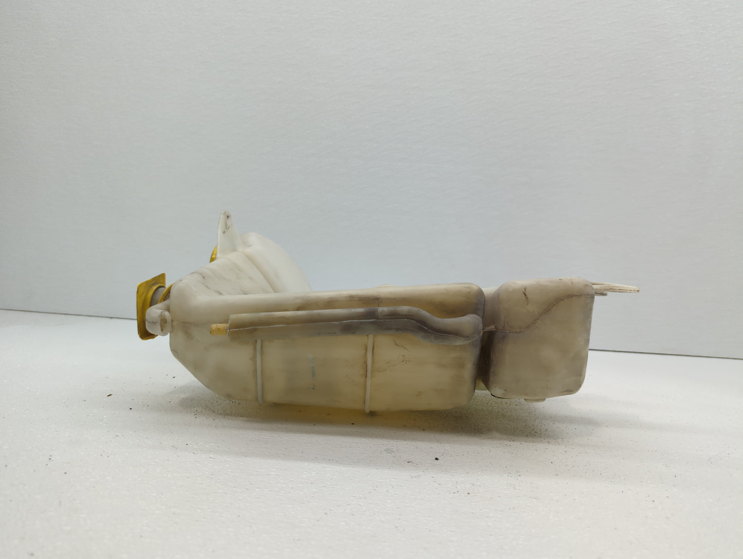 2006-2016 Chevrolet Impala Windshield Washer Fluid Reservoir Bottle Oem - Oemusedautoparts1.com