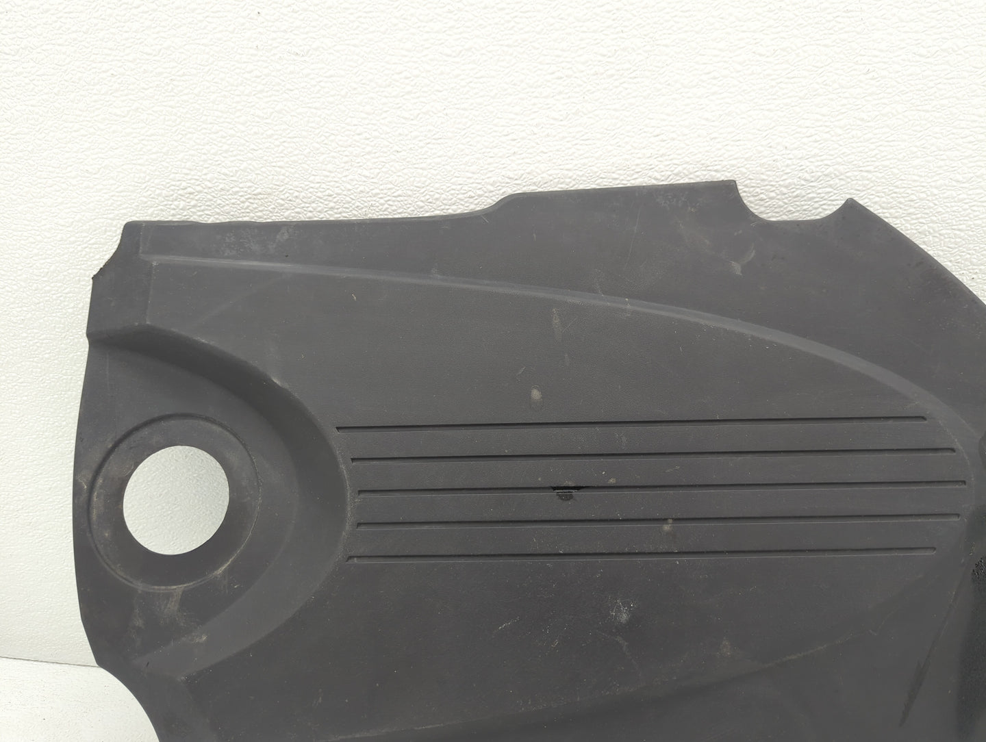 2011 Chevrolet Impala Engine Cover Black - Oemusedautoparts1.com