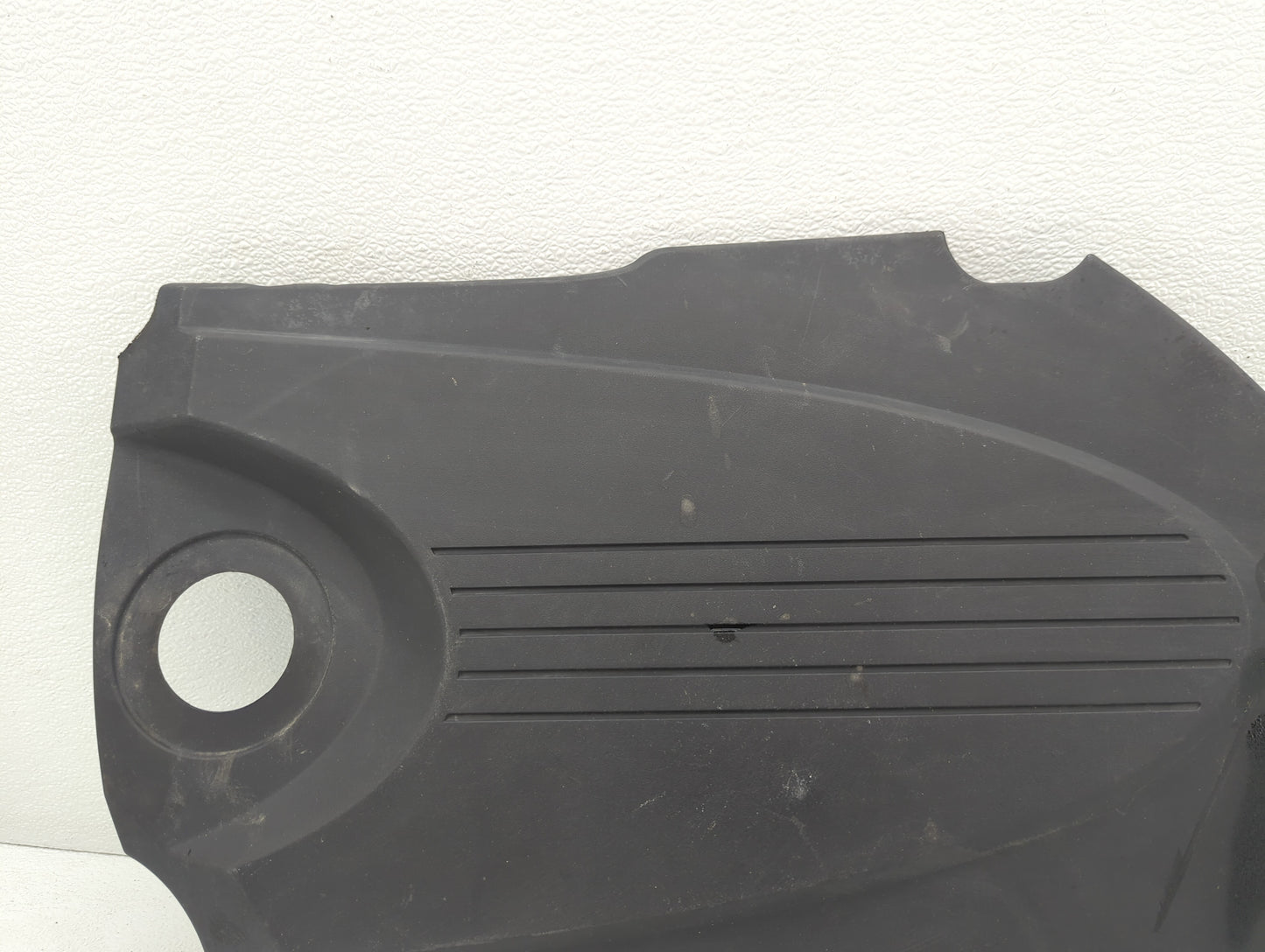 2011 Chevrolet Impala Engine Cover Black - Oemusedautoparts1.com