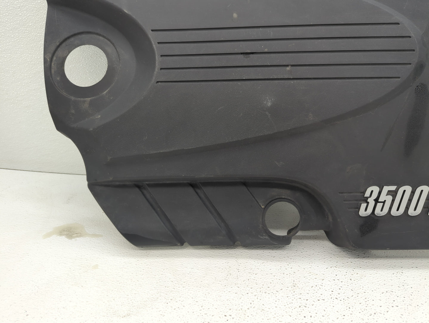 2011 Chevrolet Impala Engine Cover Black - Oemusedautoparts1.com