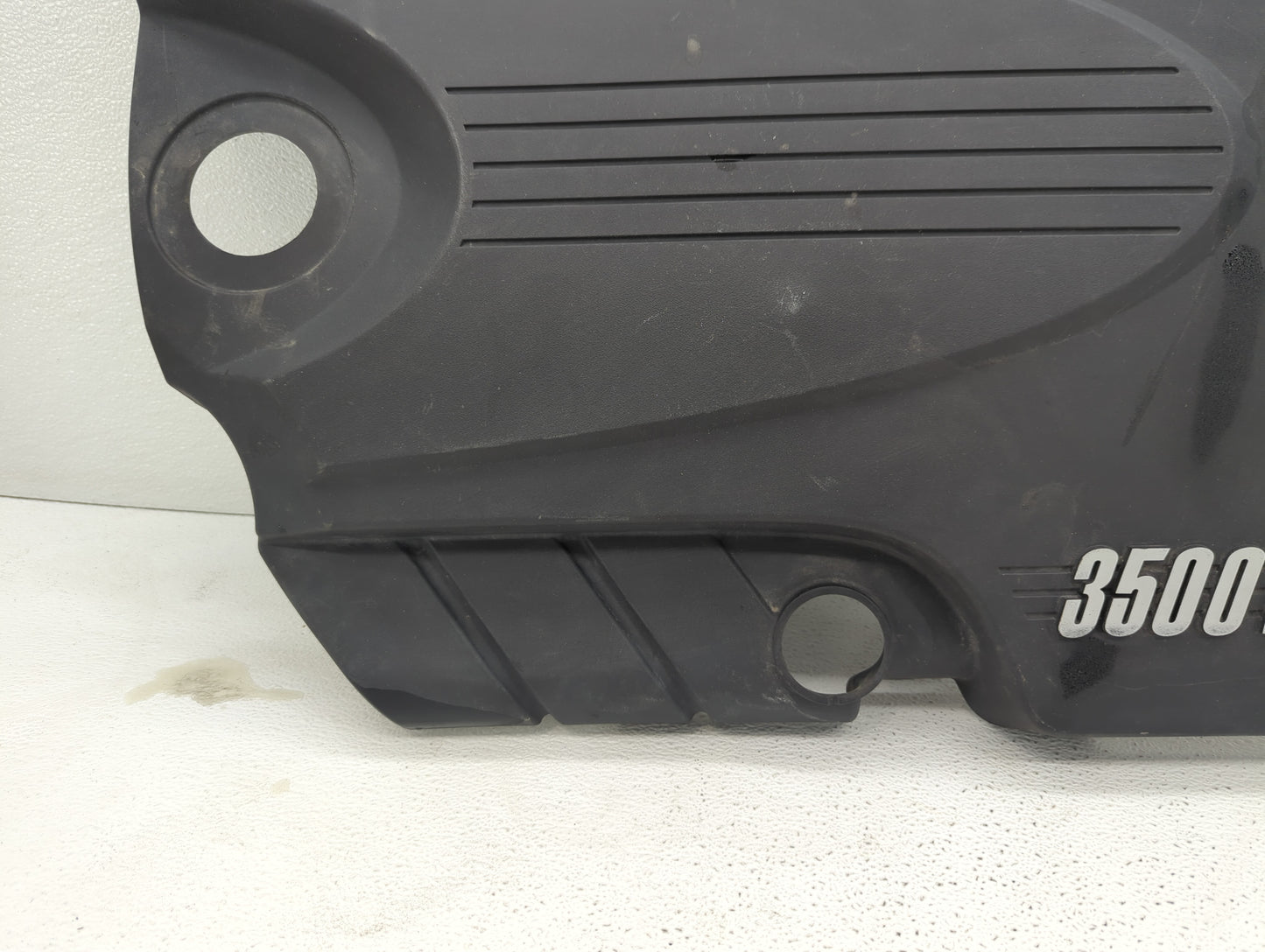 2011 Chevrolet Impala Engine Cover Black - Oemusedautoparts1.com
