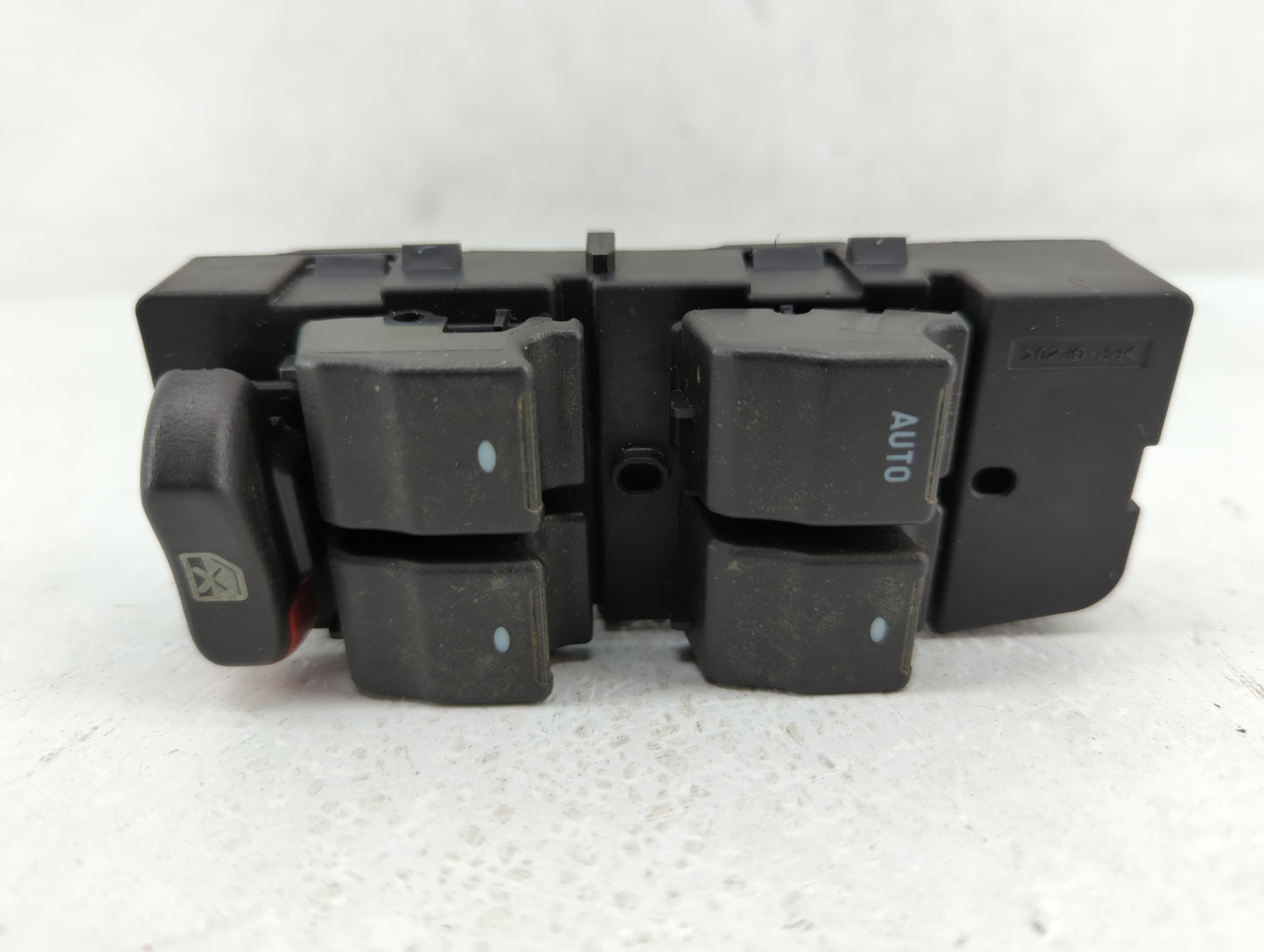 2009-2016 Chevrolet Impala Master Power Window Switch Replacement Driver Side Left P/N:25828893 Fits OEM Used Auto Parts - O