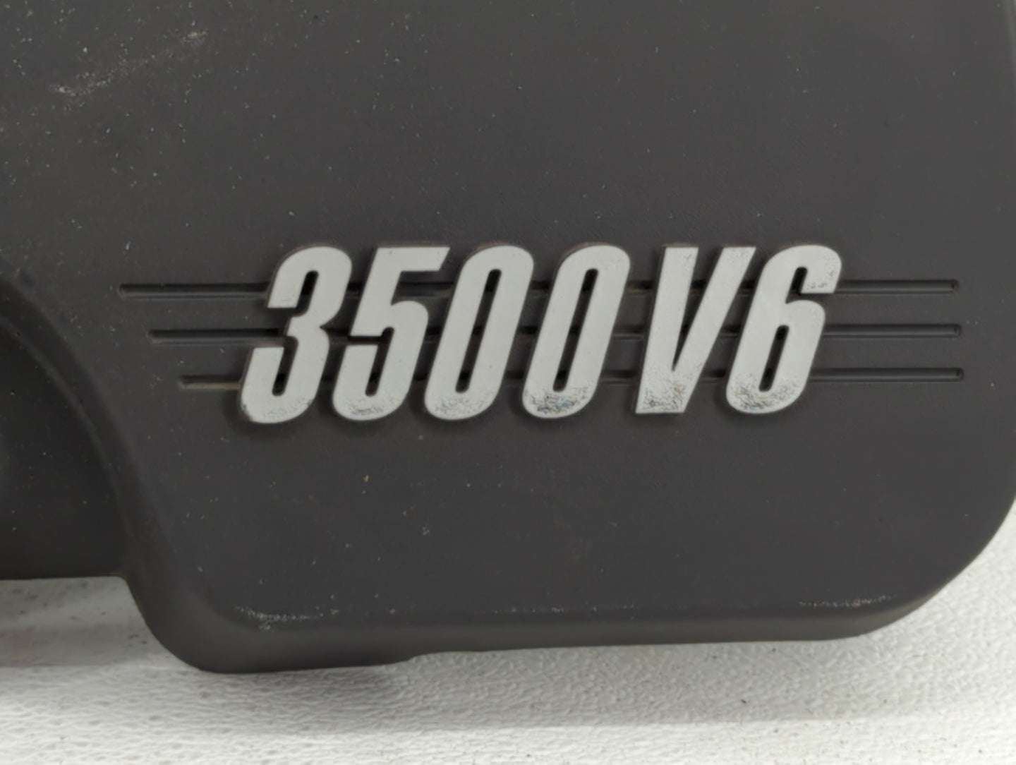 2011 Chevrolet Impala Engine Cover - Oemusedautoparts1.com