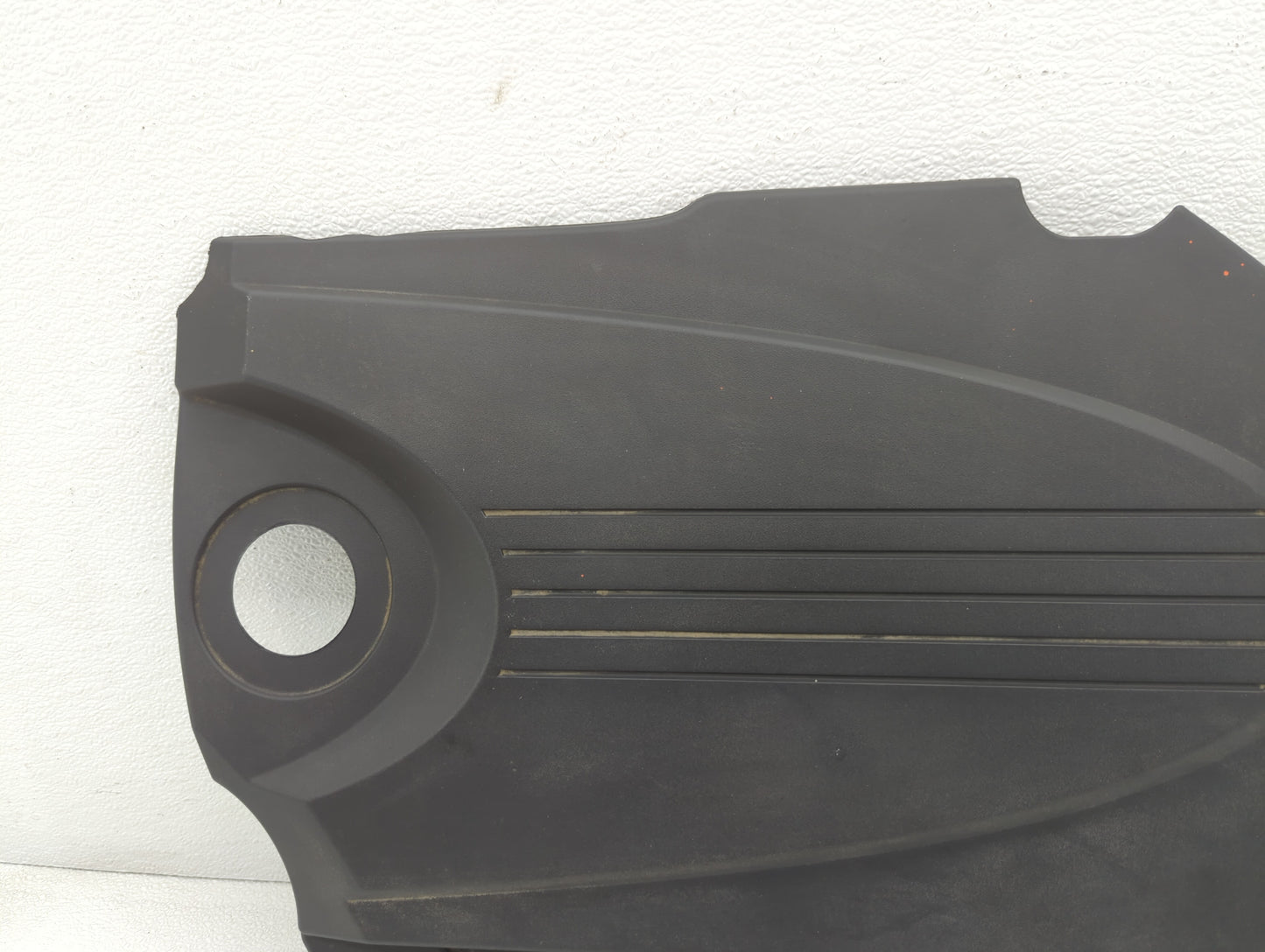 2011 Chevrolet Impala Engine Cover - Oemusedautoparts1.com