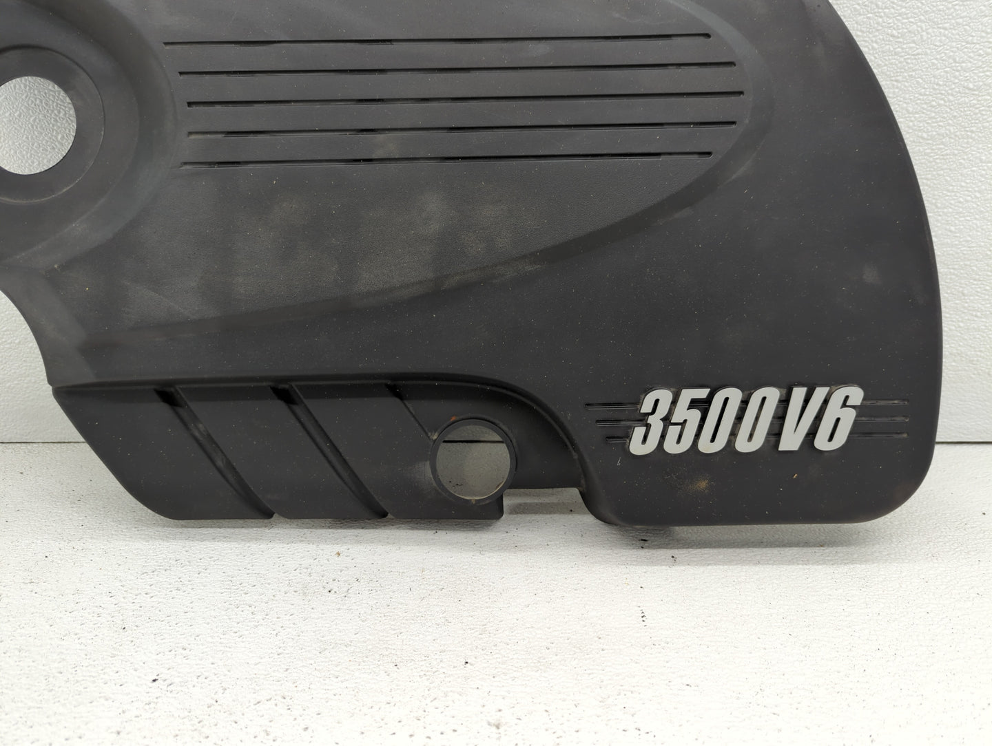 2011 Chevrolet Impala Engine Cover - Oemusedautoparts1.com