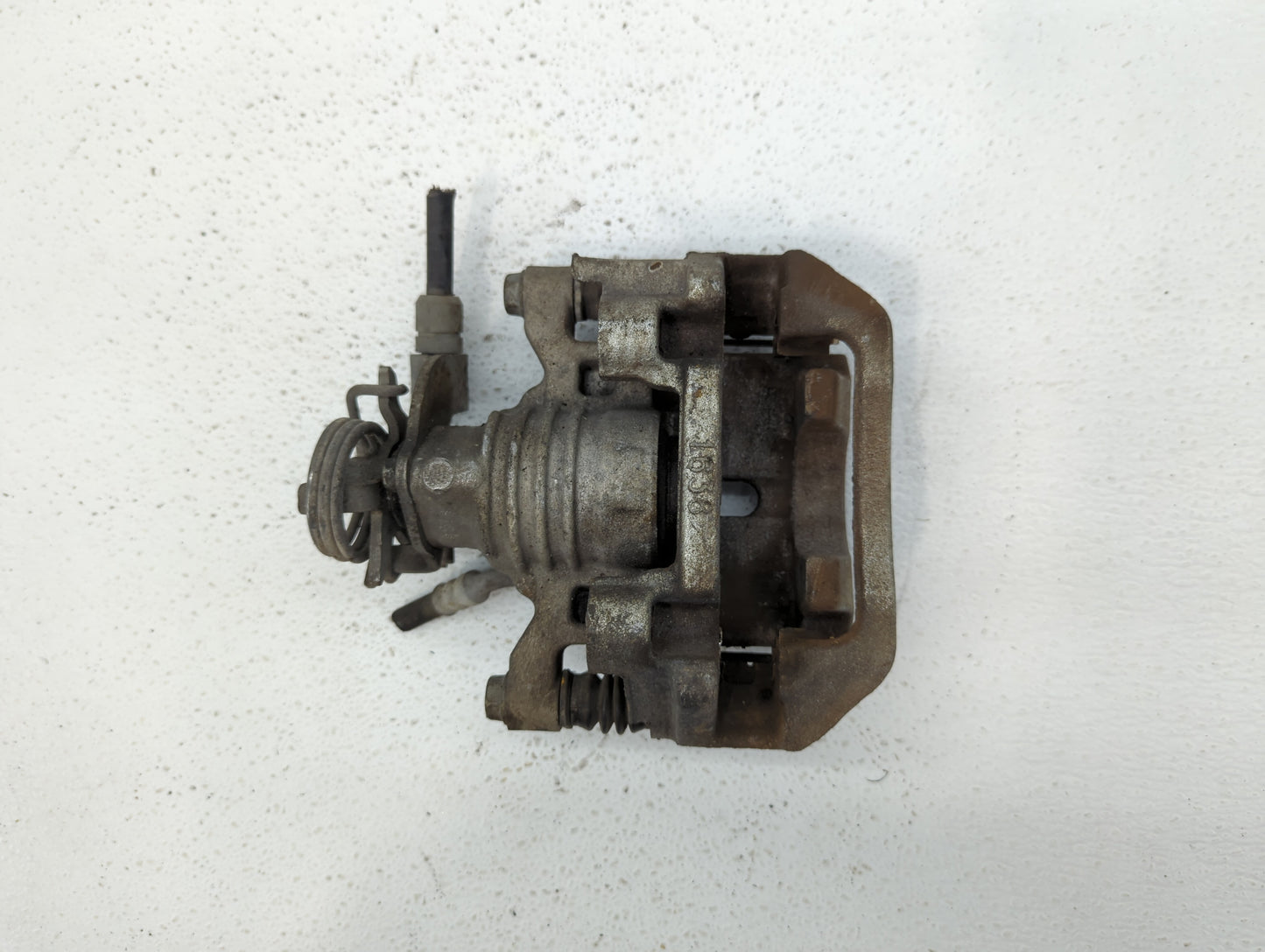 2010-2016 Chevrolet Impala Front Driver Left Brake Caliper - Oemusedautoparts1.com