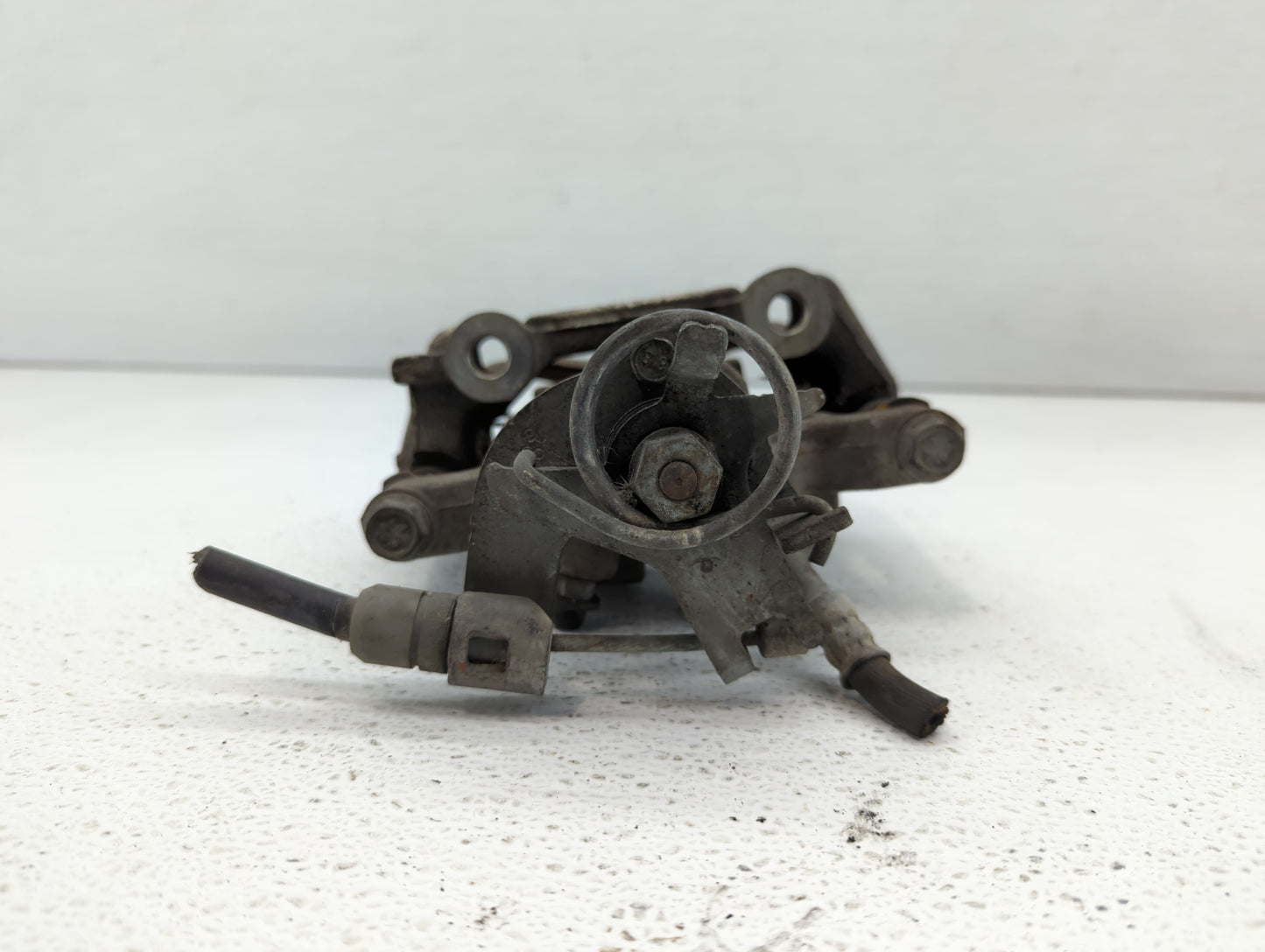 2010-2016 Chevrolet Impala Front Driver Left Brake Caliper - Oemusedautoparts1.com