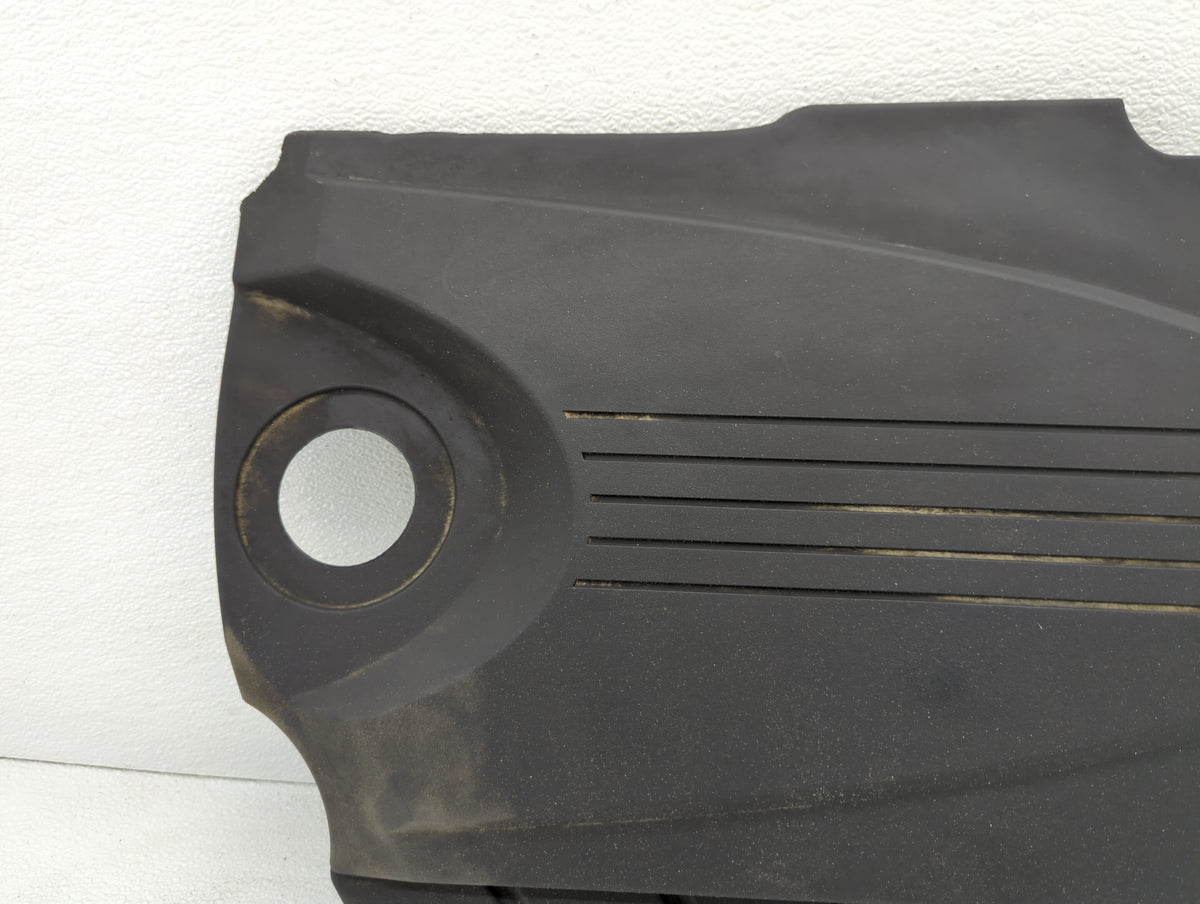 2011 Chevrolet Impala Engine Cover 446957 - Oemusedautoparts1.com