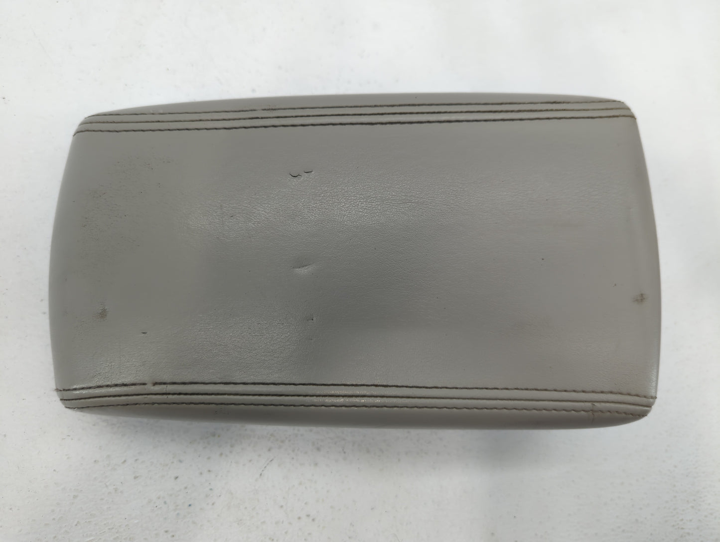 2011 Chevrolet Impala Center Console Armrest Cover Lid Grey - Oemusedautoparts1.com