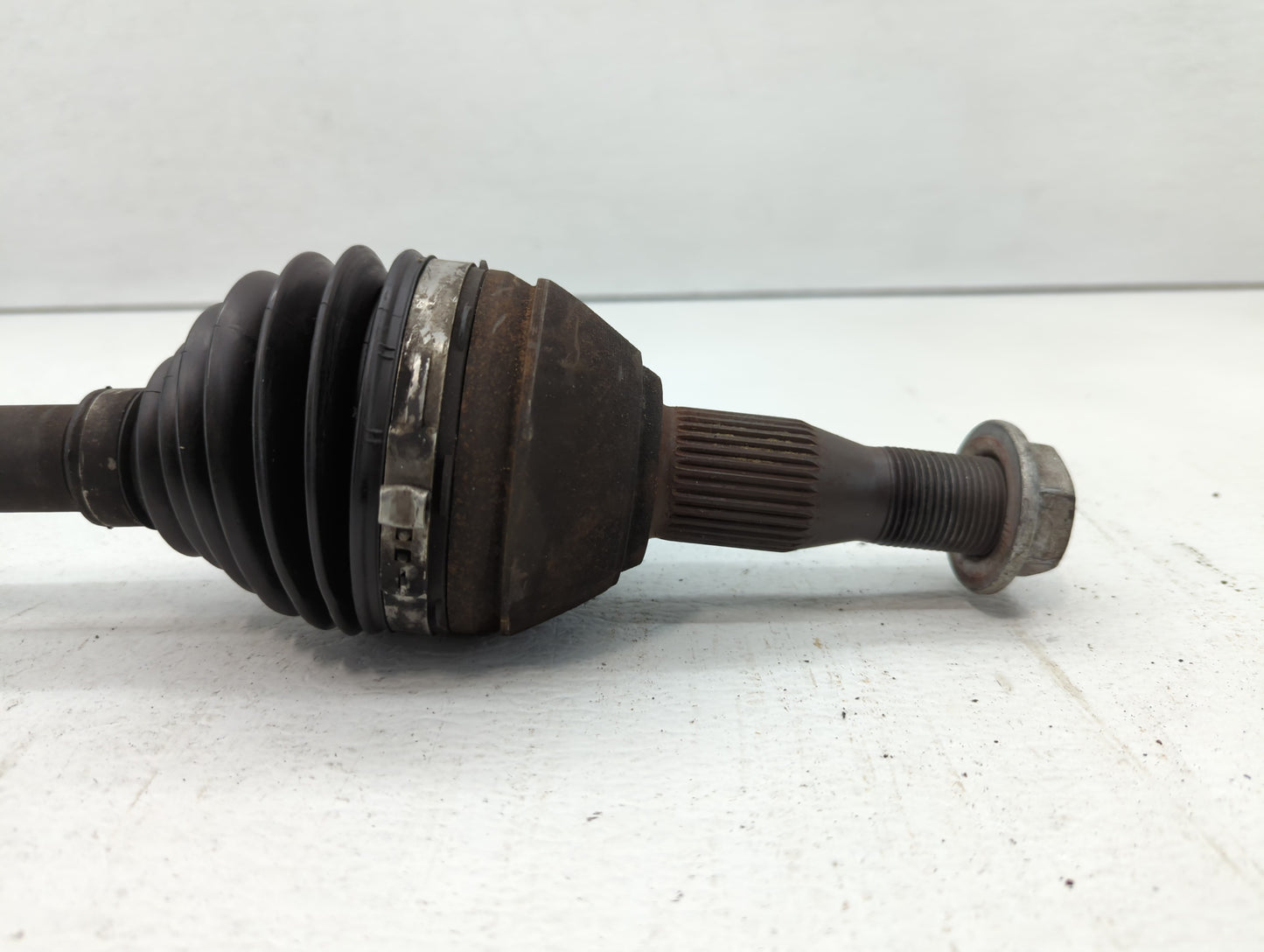 2011 Chevrolet Impala Axle Shaft Front Passenger Cv C/v - Oemusedautoparts1.com