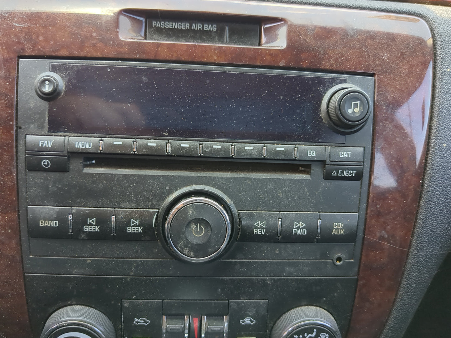 2011-2012 Chevrolet Impala Radio AM FM Cd Player Receiver Replacement Fits Fits 2011 2012 OEM Used Auto Parts - Oemusedautop