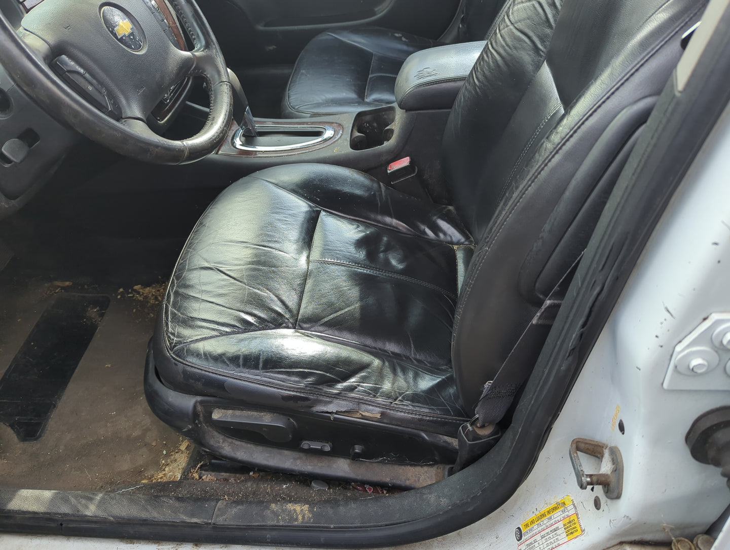 2009-2016 Chevrolet Impala Driver Front Seat Oem 5013897 - Oemusedautoparts1.com