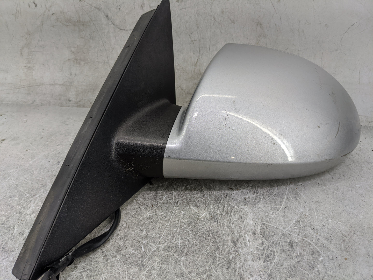 2007-2016 Chevrolet Impala Driver Side View Mirror - Left Door Mirror OEM Used - Oemusedautoparts1.com