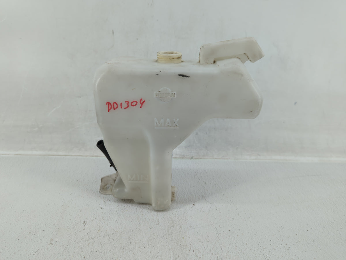 Chevrolet Impala Windshield Washer Fluid Reservoir Bottle 518897 - Oemusedautoparts1.com
