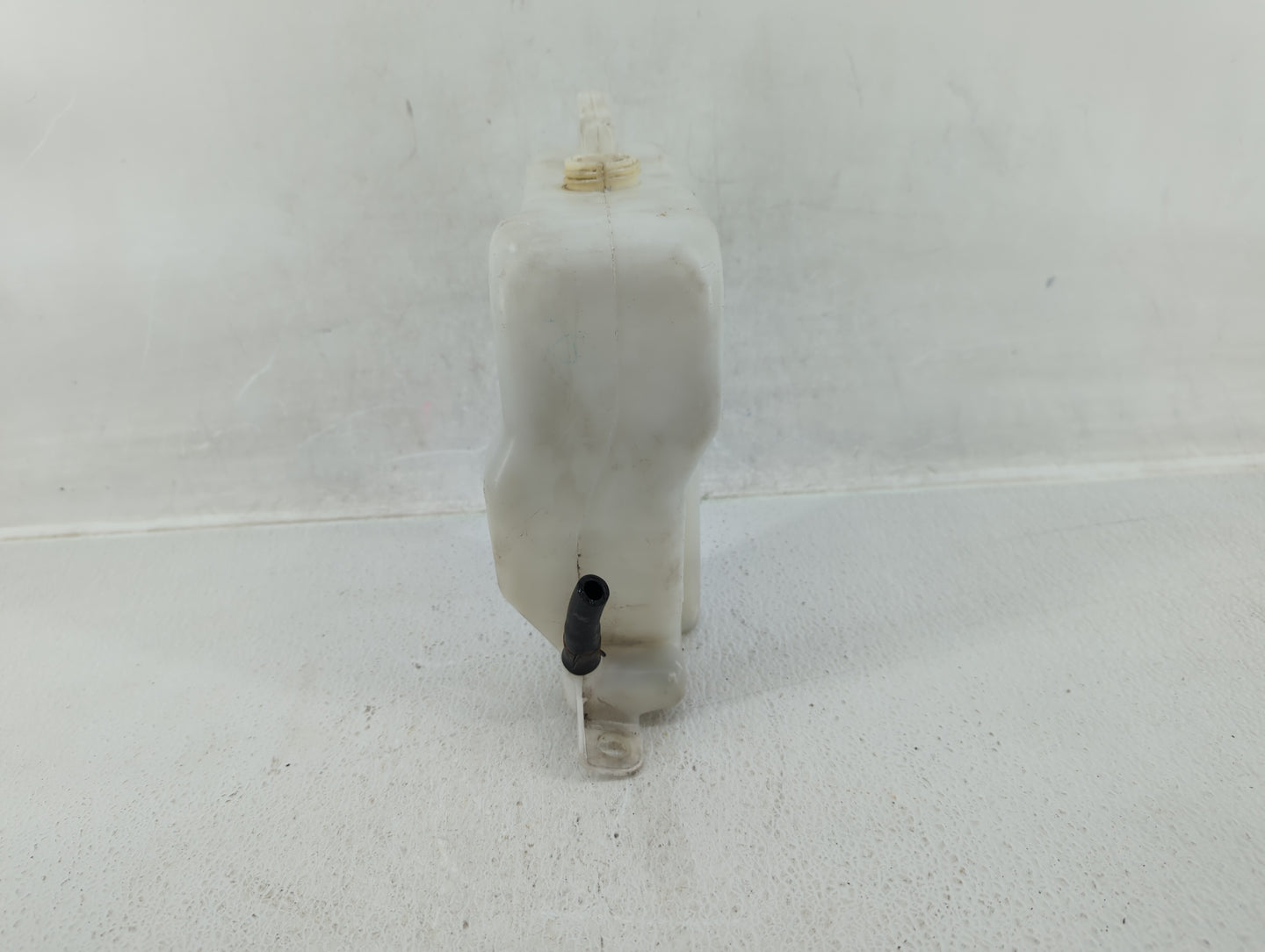 Chevrolet Impala Windshield Washer Fluid Reservoir Bottle Oem - Oemusedautoparts1.com