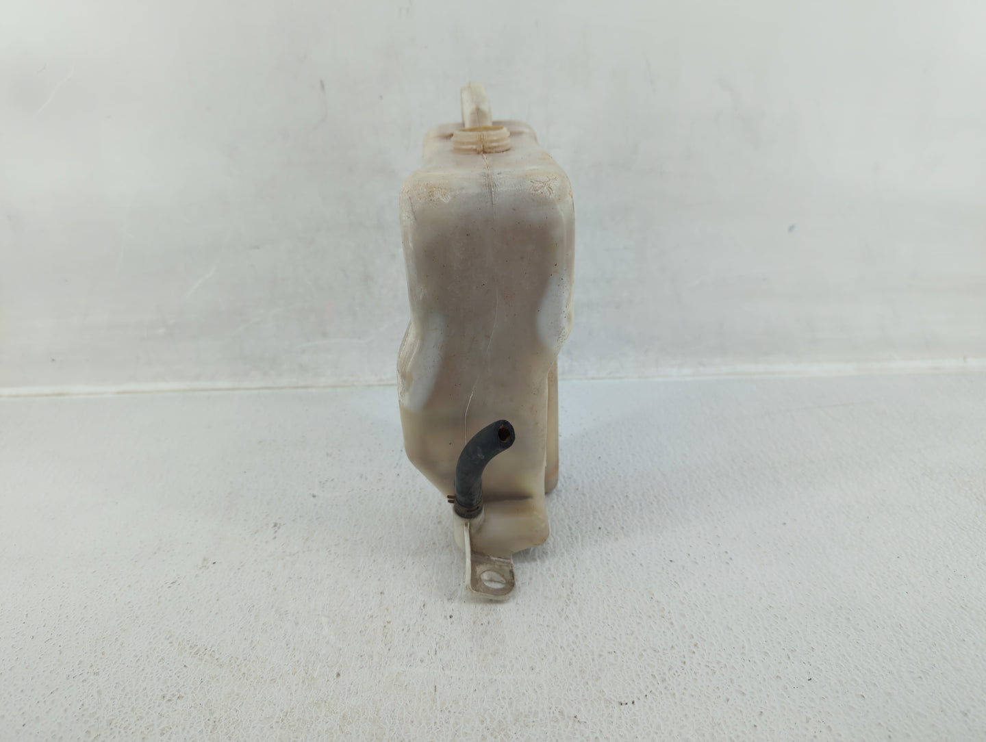 Chevrolet Impala Windshield Washer Fluid Reservoir Bottle Oem - Oemusedautoparts1.com