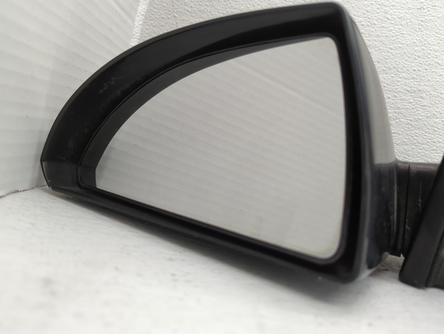 2006-2016 Chevrolet Impala Driver Side View Mirror - Left Door Mirror OEM Used - Oemusedautoparts1.com
