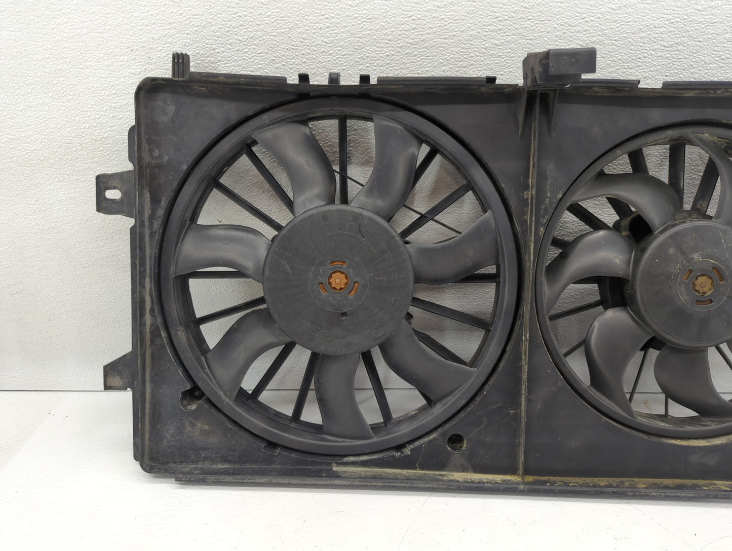 2006-2011 Chevrolet Impala Left Radiator Fan Motor Assembly Black - Oemusedautoparts1.com
