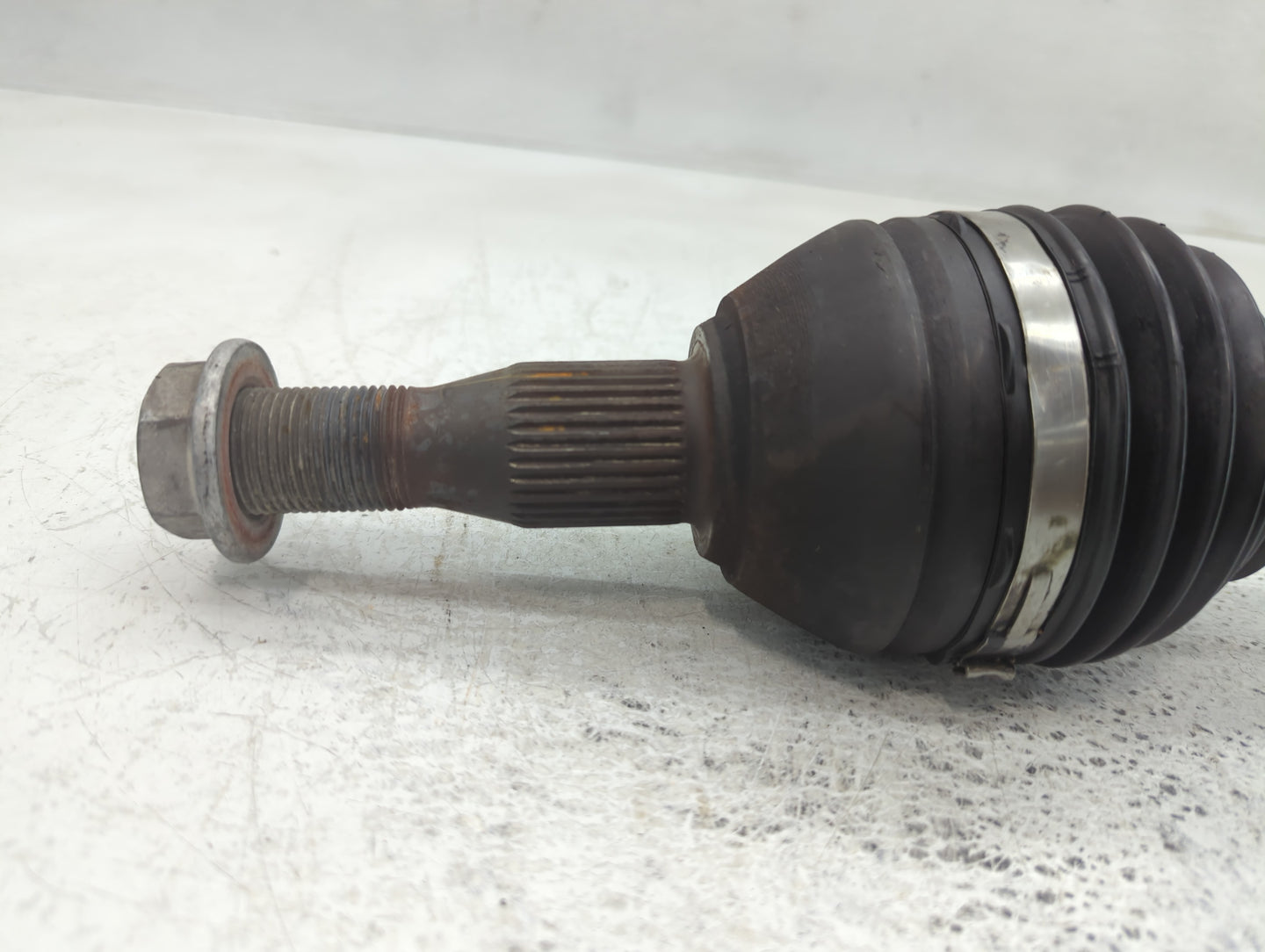 2000-2011 Chevrolet Impala Axle Shaft Front Driver Cv C/v - Oemusedautoparts1.com