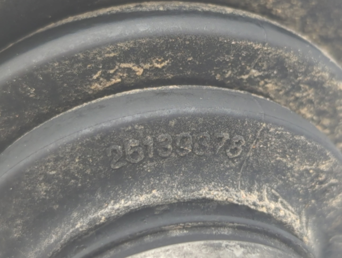 2000-2011 Chevrolet Impala Axle Shaft Front Driver Cv C/v - Oemusedautoparts1.com