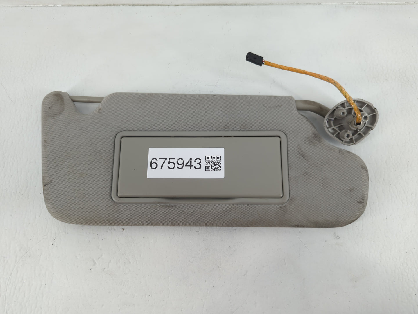 2006-2016 Chevrolet Impala Sun Visor Shade Replacement Passenger Right Mirror Fits OEM Used Auto Parts - Oemusedautoparts1.c