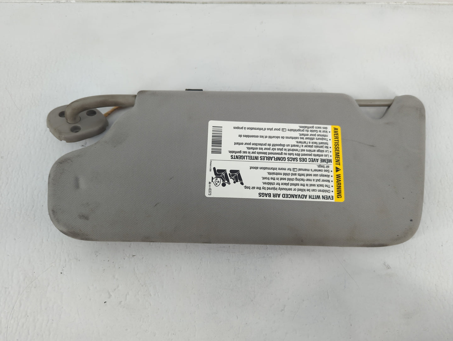 2006-2016 Chevrolet Impala Sun Visor Shade Replacement Passenger Right Mirror Fits OEM Used Auto Parts - Oemusedautoparts1.c