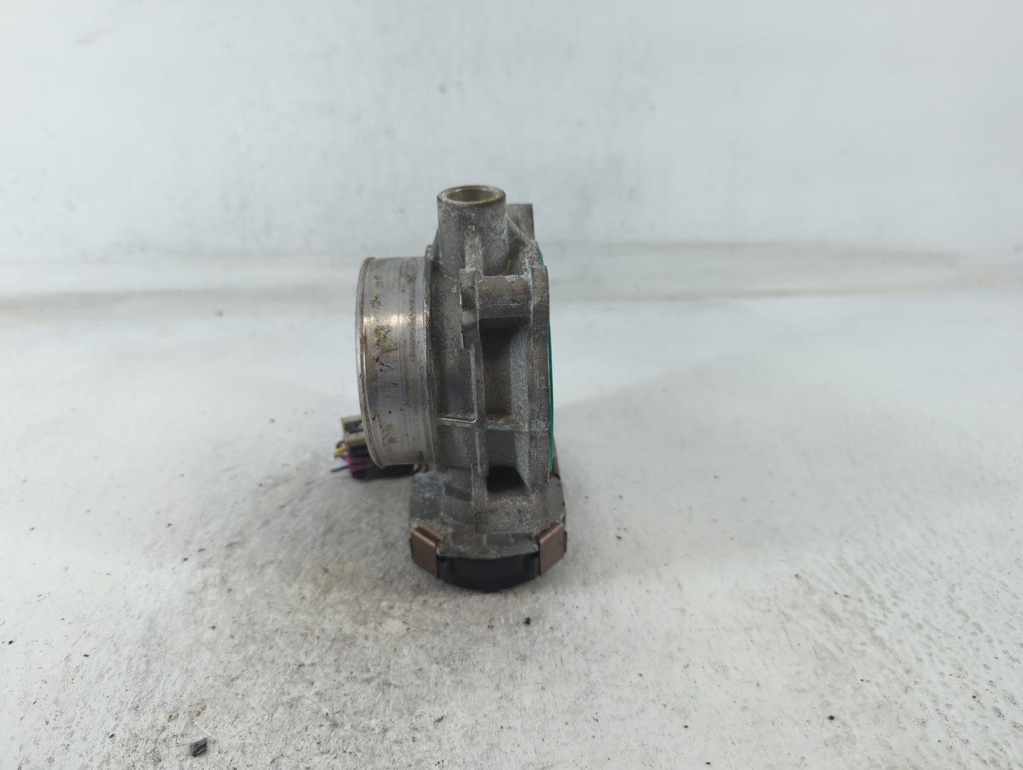 2006-2011 Chevrolet Impala Throttle Body P/N:RME72-1C 9500 Fits Fits 2006 2007 2008 2009 2010 2011 OEM Used Auto Parts - Oem