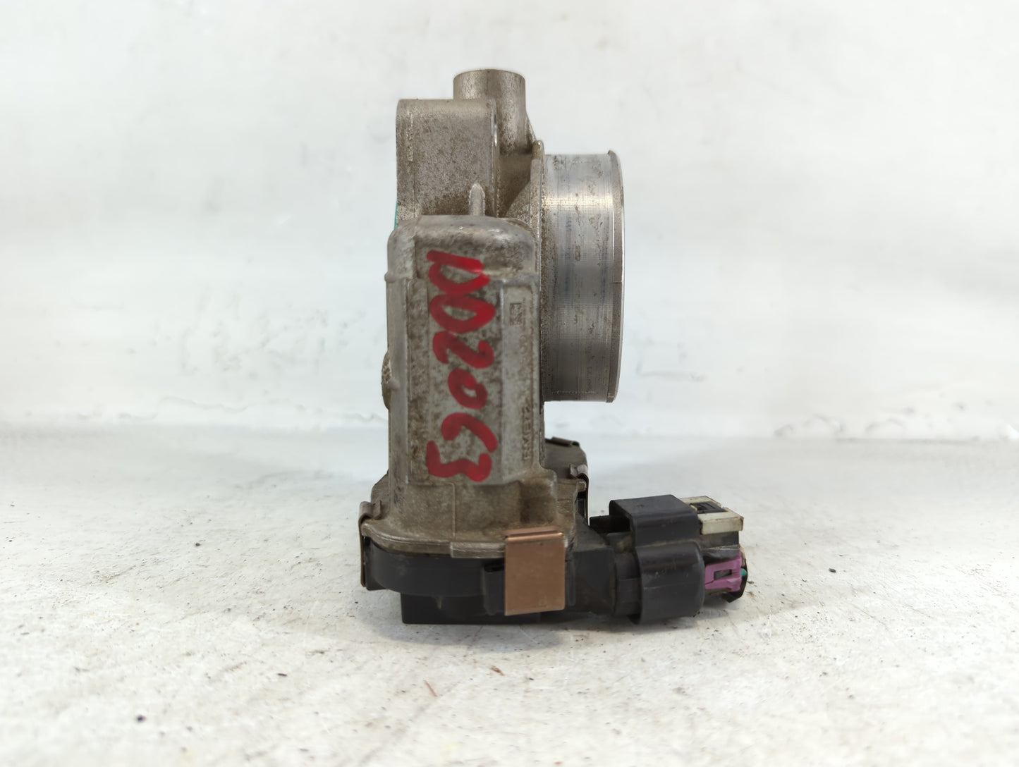 2006-2011 Chevrolet Impala Throttle Body P/N:C 9500 RME72 Fits Fits 2006 2007 2008 2009 2010 2011 OEM Used Auto Parts - Oemu