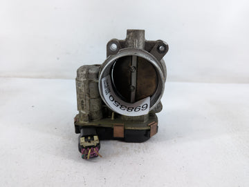 2006-2011 Chevrolet Impala Throttle Body P/N:RME72-1C9500 Fits Fits 2006 2007 2008 2009 2010 2011 OEM Used Auto Parts - Oemu