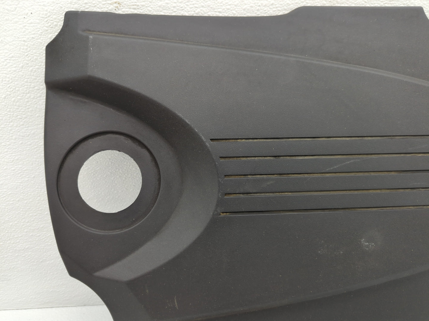 2011 Chevrolet Impala Engine Cover - Oemusedautoparts1.com