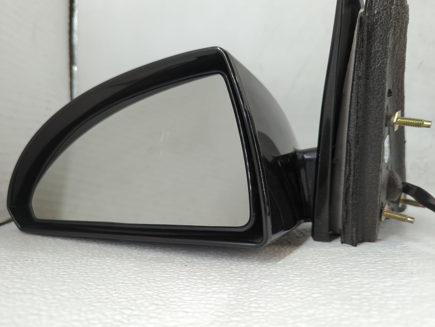 2006-2016 Chevrolet Impala Driver Side View Mirror - Left Door Mirror OEM Used - Oemusedautoparts1.com