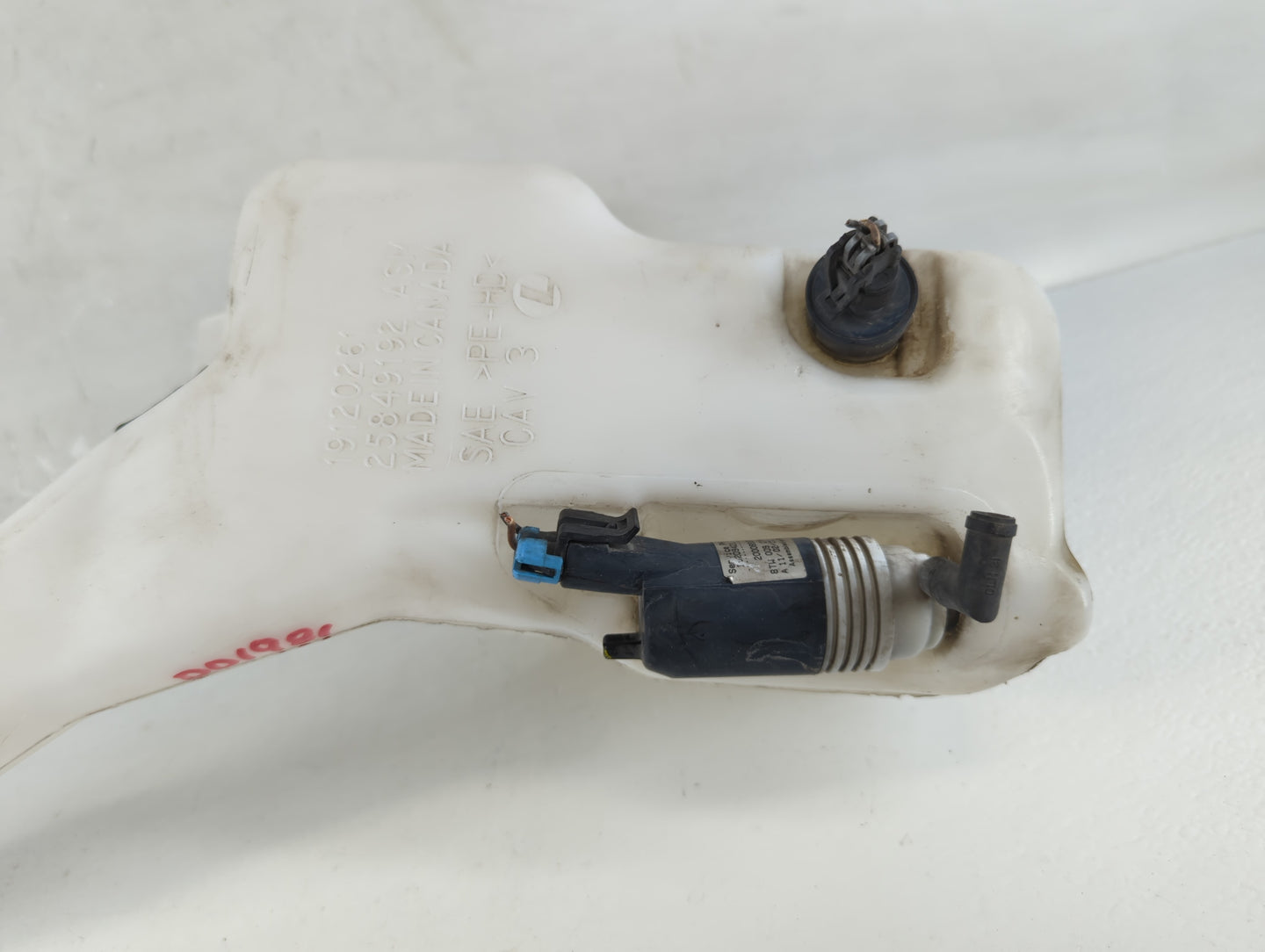 2006-2016 Chevrolet Impala Windshield Washer Fluid Reservoir Bottle Oem - Oemusedautoparts1.com
