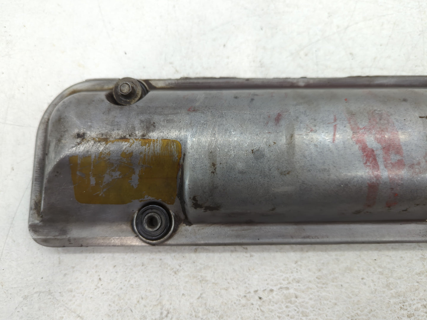 2011 Chevrolet Impala Driver Left Cylinder Head Valve Cover Fits OEM Used Auto Parts - Oemusedautoparts1.com
