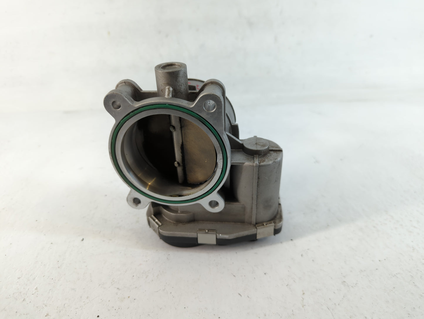 2006-2011 Chevrolet Impala Throttle Body P/N:2119 315, TB1010 Fits Fits 2006 2007 2008 2009 2010 2011 OEM Used Auto Parts - 