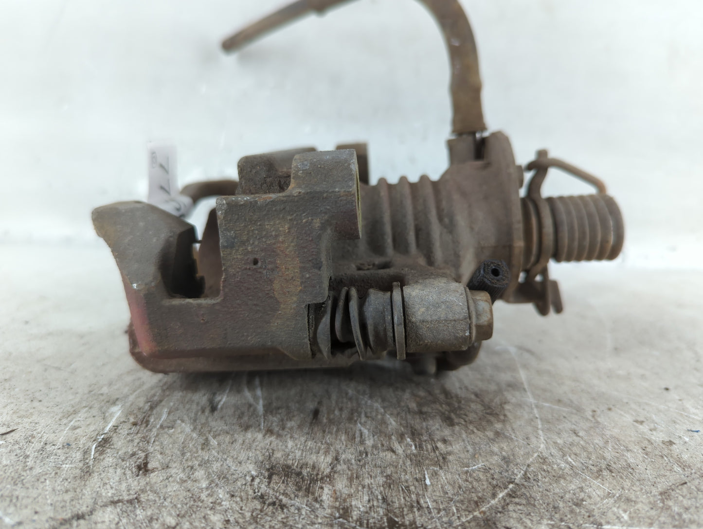 2010-2016 Chevrolet Impala Front Passenger Right Brake Caliper - Oemusedautoparts1.com