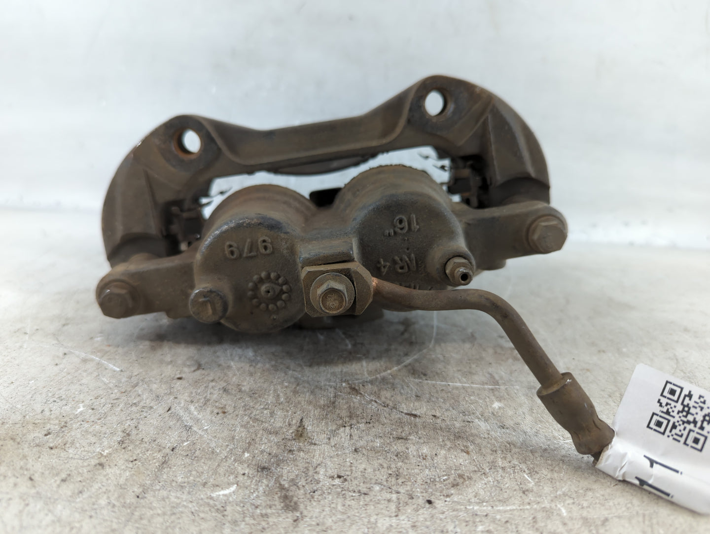 2006-2016 Chevrolet Impala Front Driver Left Brake Caliper 775111 - Oemusedautoparts1.com