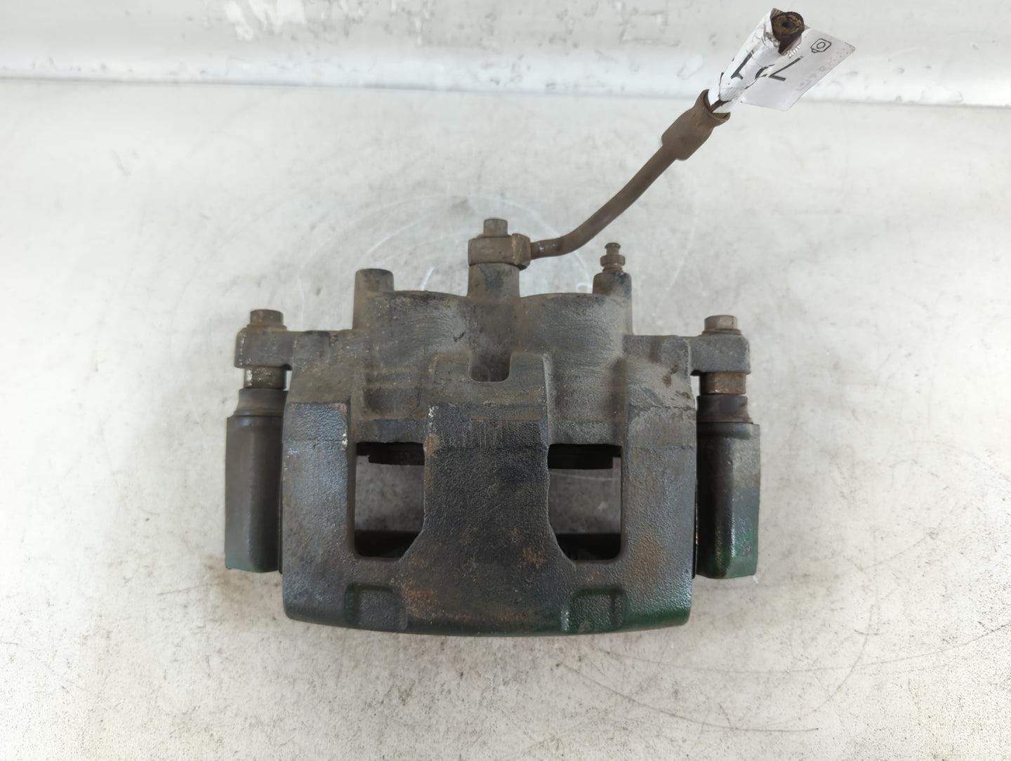 2006-2016 Chevrolet Impala Front Driver Left Brake Caliper 775111 - Oemusedautoparts1.com