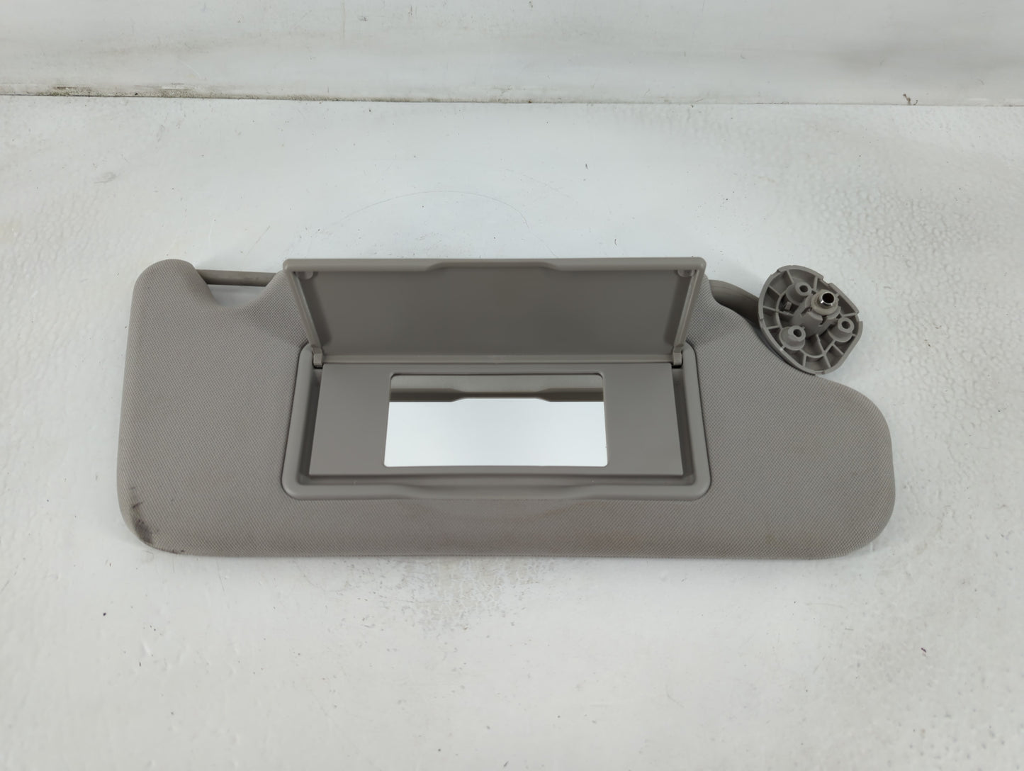 2006-2016 Chevrolet Impala Sun Visor Shade Replacement Passenger Right Mirror Fits OEM Used Auto Parts - Oemusedautoparts1.c