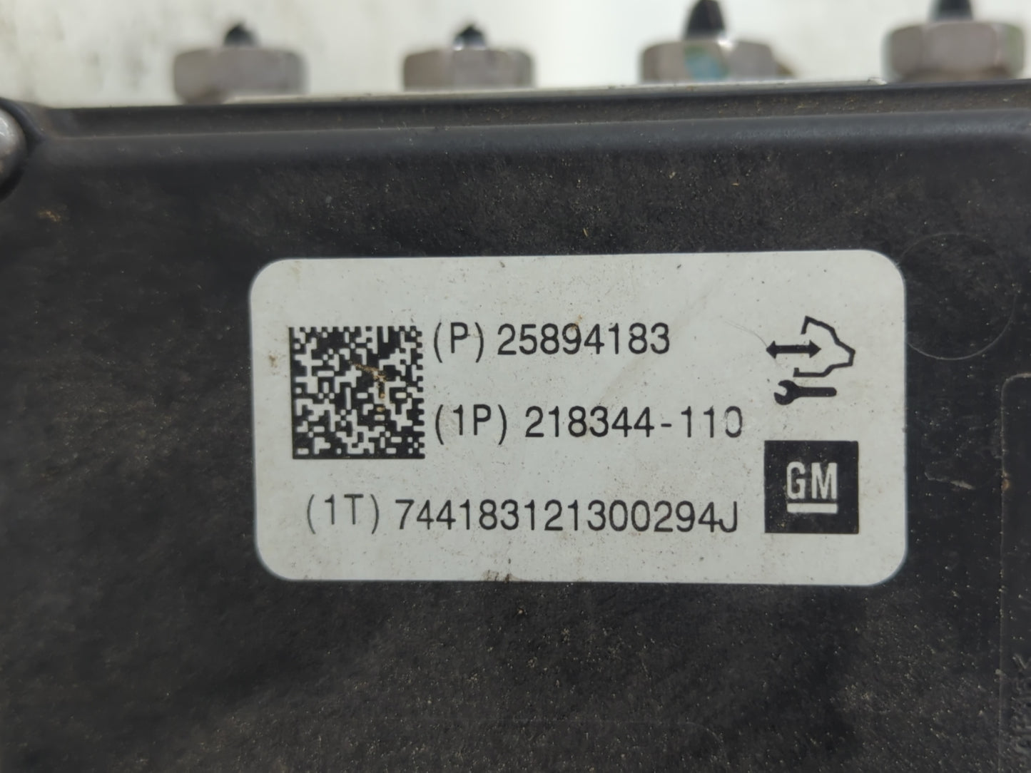 2008-2011 Chevrolet Impala ABS Pump Control Module Replacement P/N:25894183 Fits Fits 2008 2009 2010 2011 OEM Used Auto Part