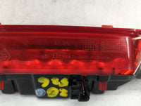 2006 Chevrolet Impala Passenger Right Side Deck Lid Mounted Tail Light - Oemusedautoparts1.com