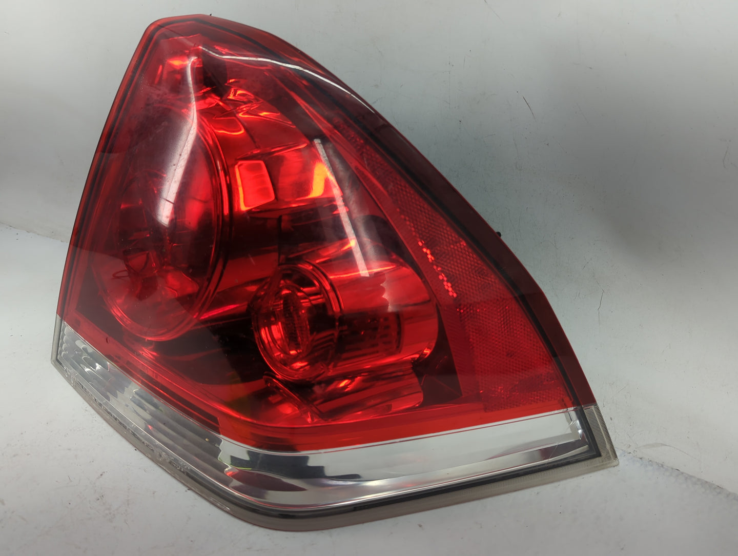 2006-2016 Chevrolet Impala Tail Light Assembly Driver Left OEM Fits Fits 2006 2007 2008 2009 2010 2011 2012 2013 2014 2015 2